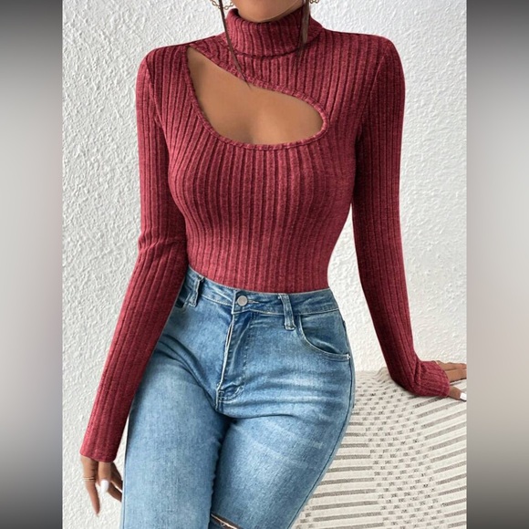 Stylish Red Ribbed Cutout Top